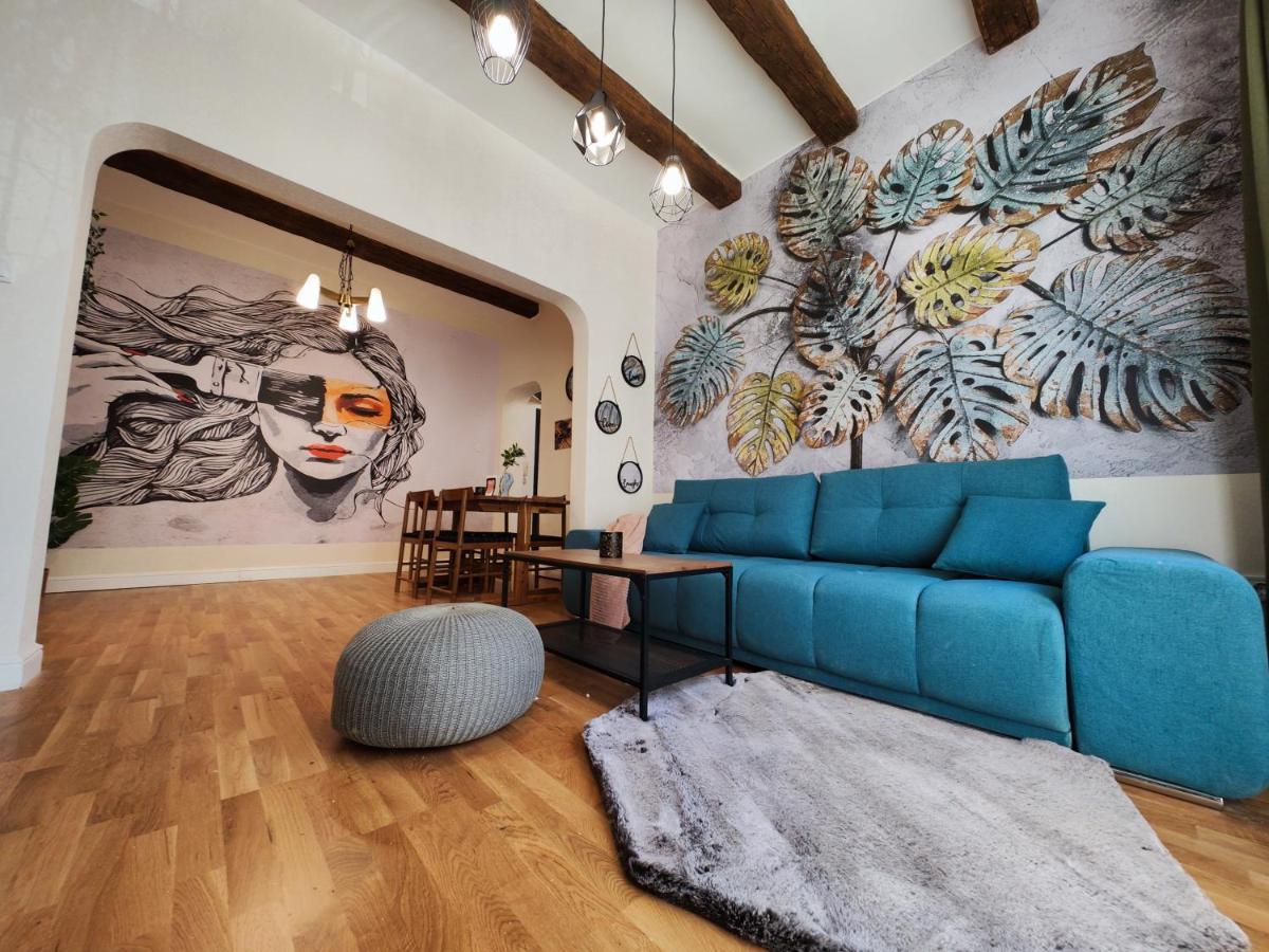 Apart Sofia Lion Bridge 2Bdr Self Check In Apartment Ngoại thất bức ảnh