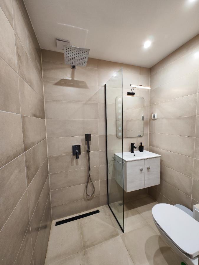 Apart Sofia Lion Bridge 2Bdr Self Check In Apartment Ngoại thất bức ảnh